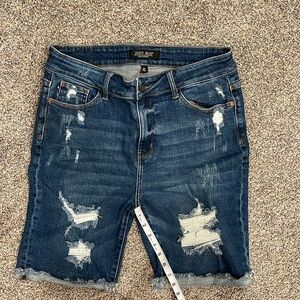 Judy Blue shorts XL. Never worn only washed condition.
